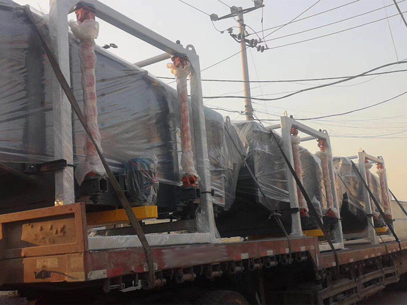 振動篩發(fā)貨現(xiàn)場